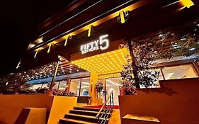 Fıfty5 Suıte Hotel